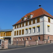 Kneuer-Referenz-aussen (1)